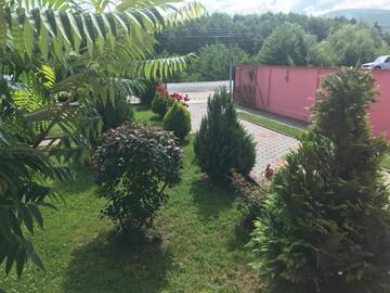 Фотографии Дома для отпуска Vila La Izvor г. Petreşti (Румыния) №2 Фото Дома для отпуска Vila La Izvor г. Petreşti 2